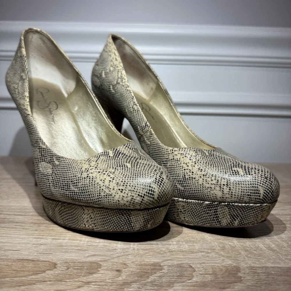 Jessica Simpson KATOY Platform Heel BEIGESnake Print 7.5 4.5